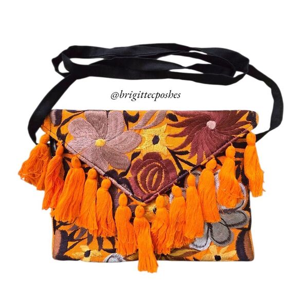 HANDMADE Mexican Embroidered Crossbody Bag - Picture 2 of 12